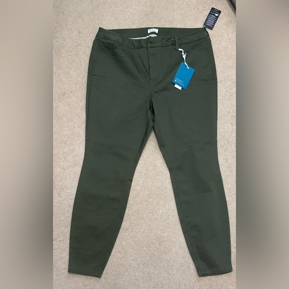 Olive Green Jeans Size 18W Market & Spruce